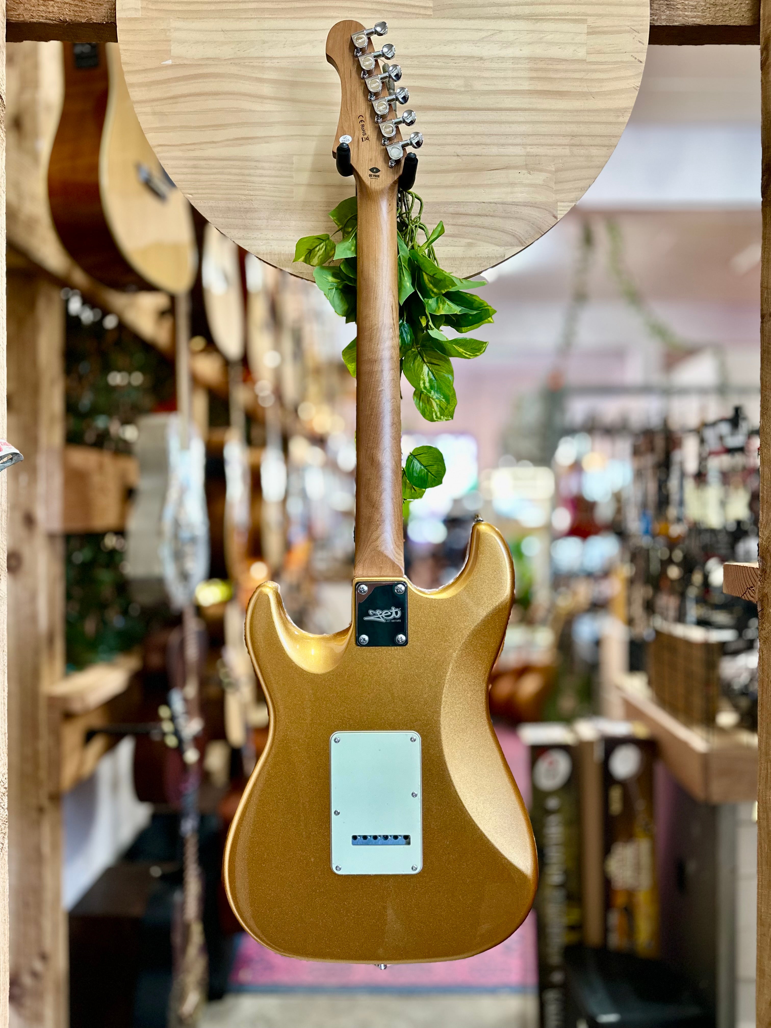 Jet Guitars | JS300 | SSS | Gold Jet Guitars | JS300 | SSS | Gold